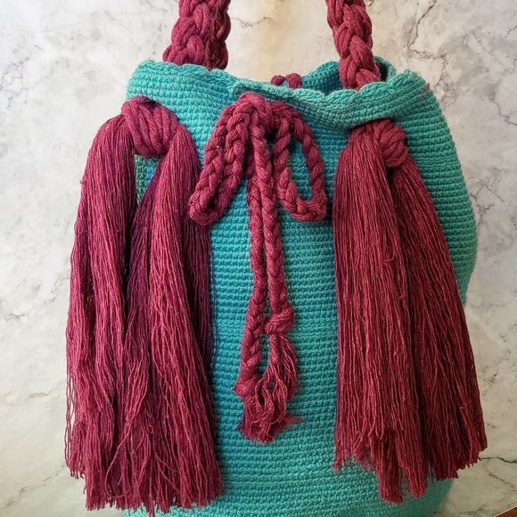 Wayuu handmade bag with large tassel solid colors mochila cyan violet - Picture 1 of 5